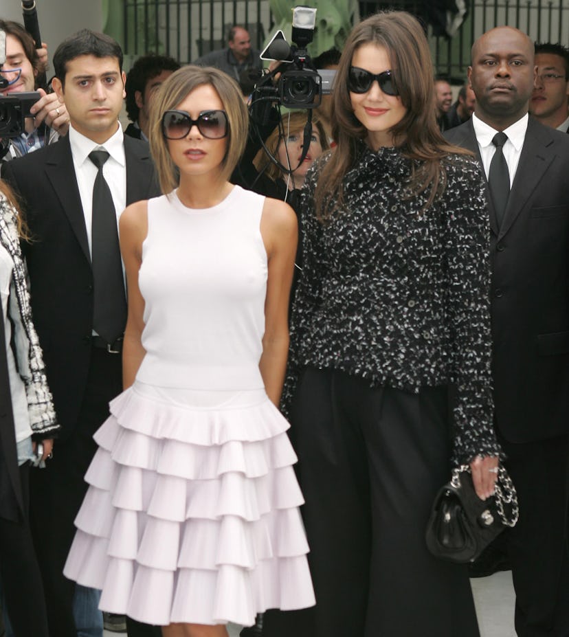 Victoria Beckham et Katie Holmes (Photo de Toni Anne Barson/WireImage)