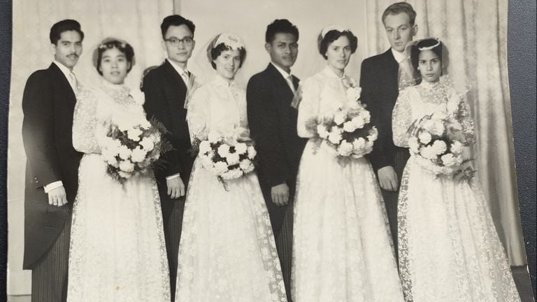 Jour du mariage de maman et papa Hoed (deuxième en partant de la droite (photo : Jane Hoed).