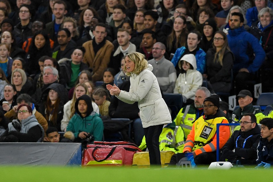 La dernière fois que Bompastor a dirigé une équipe en Ligue des champions à Stamford Bridge, c'était lorsque Lyon affrontait Chelsea en demi-finale 2023.