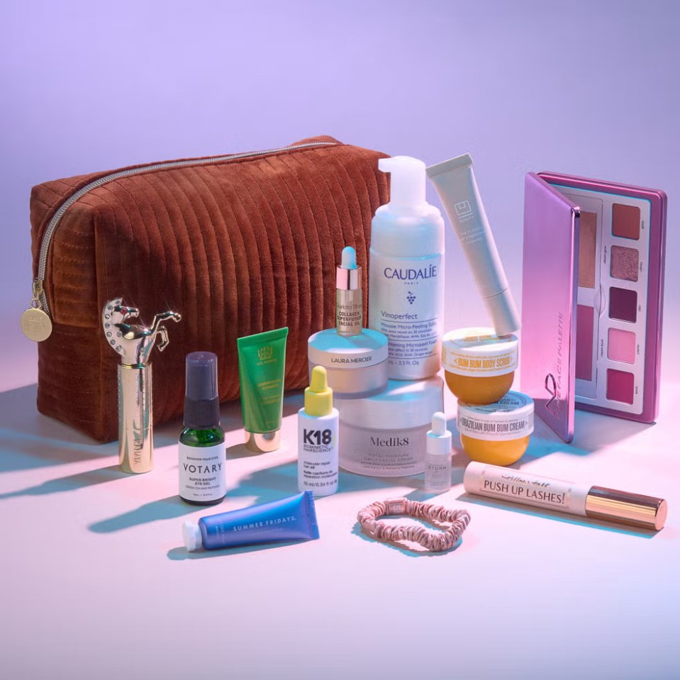 The Cult Bag of Tricks de Cult Beauty, 115 £ mais d'une valeur de 460 £, est une idée cadeau incroyable