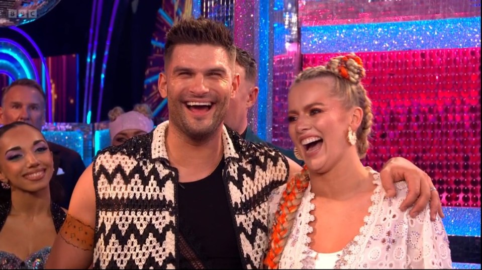 Aljaz Skorjanec et Tasha Ghouri sont en tête du classement avec leur Charleston