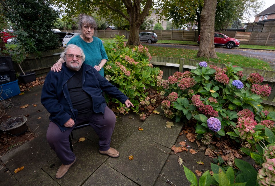 Steve et Eileen dans leur jardin bien-aimé