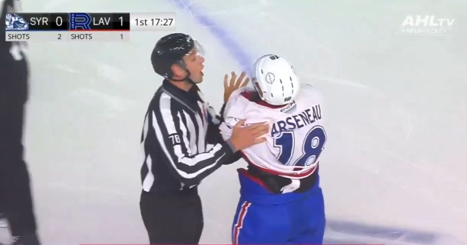 Vincent Arseneau a semblé remettre son gingembre en place sur la glace