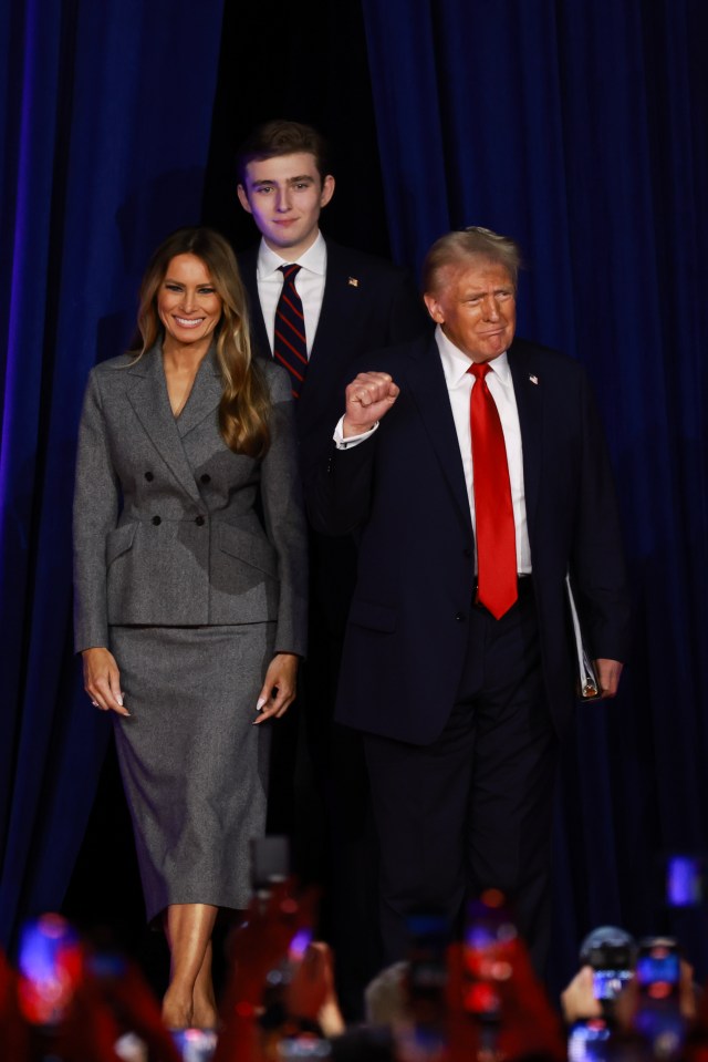 Barron avec sa mère Melania et son père