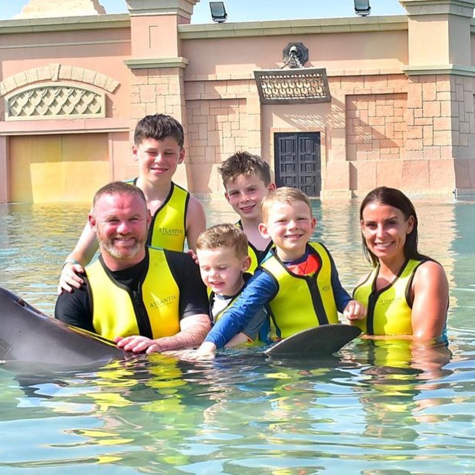 Coleen et Wayne Rooney avec leurs quatre enfants