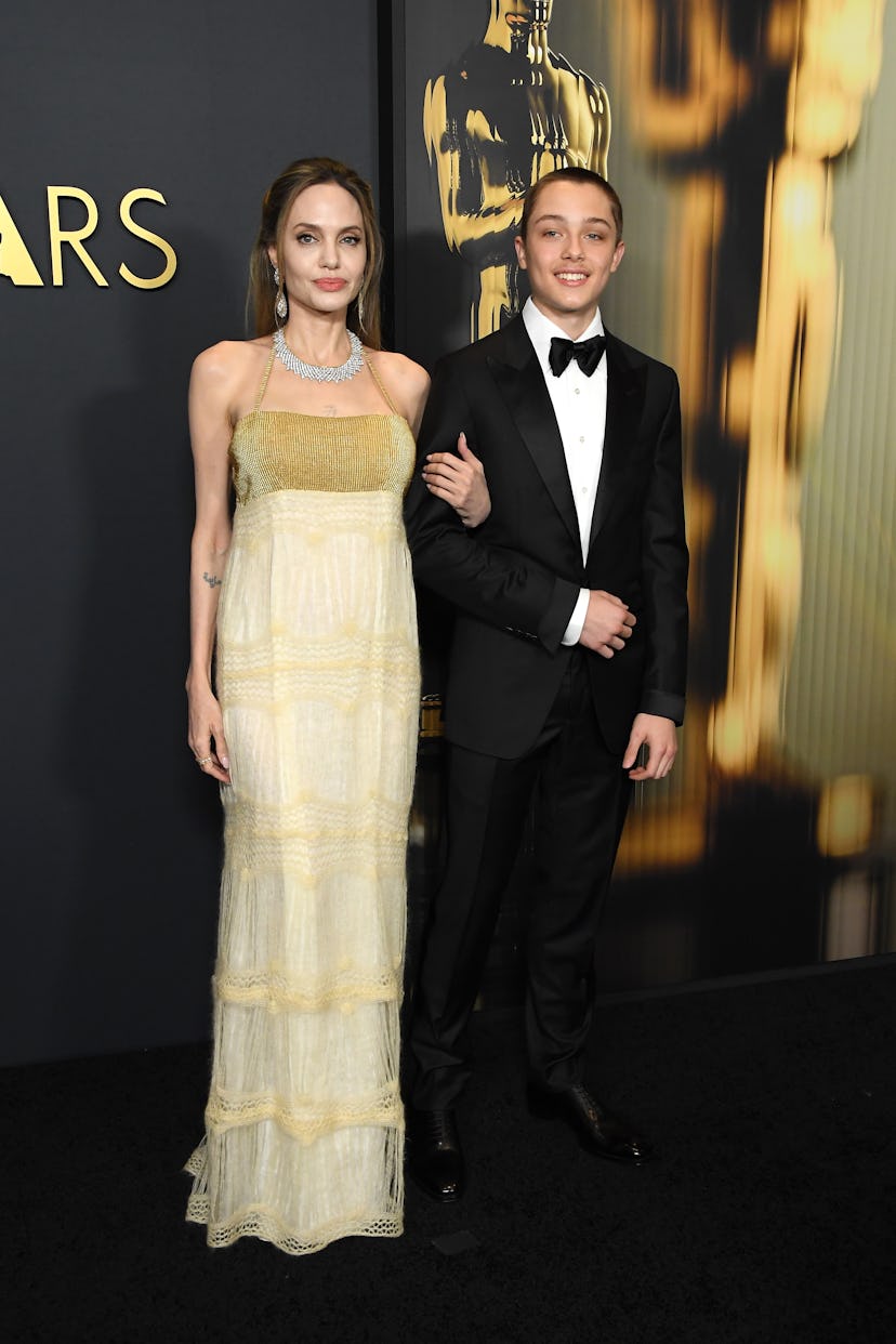 Angelina Jolie et Knox Jolie-Pitt assistent aux Governors Awards 2024