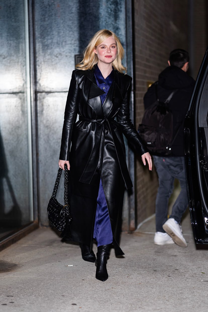 Elle Fanning Khaite street style en tournée de presse A Complete Unknown