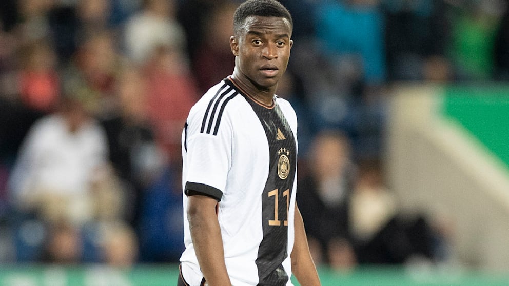 Moukoko war einst die Lebensversicherung der deutschen U21. Jetzt will er dort wieder in Schwung kommen