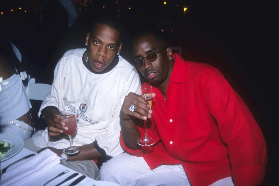 Jay-Z et Sean 'Diddy' Combs chez Diddy dans les Hamptons le 2 juillet 2000