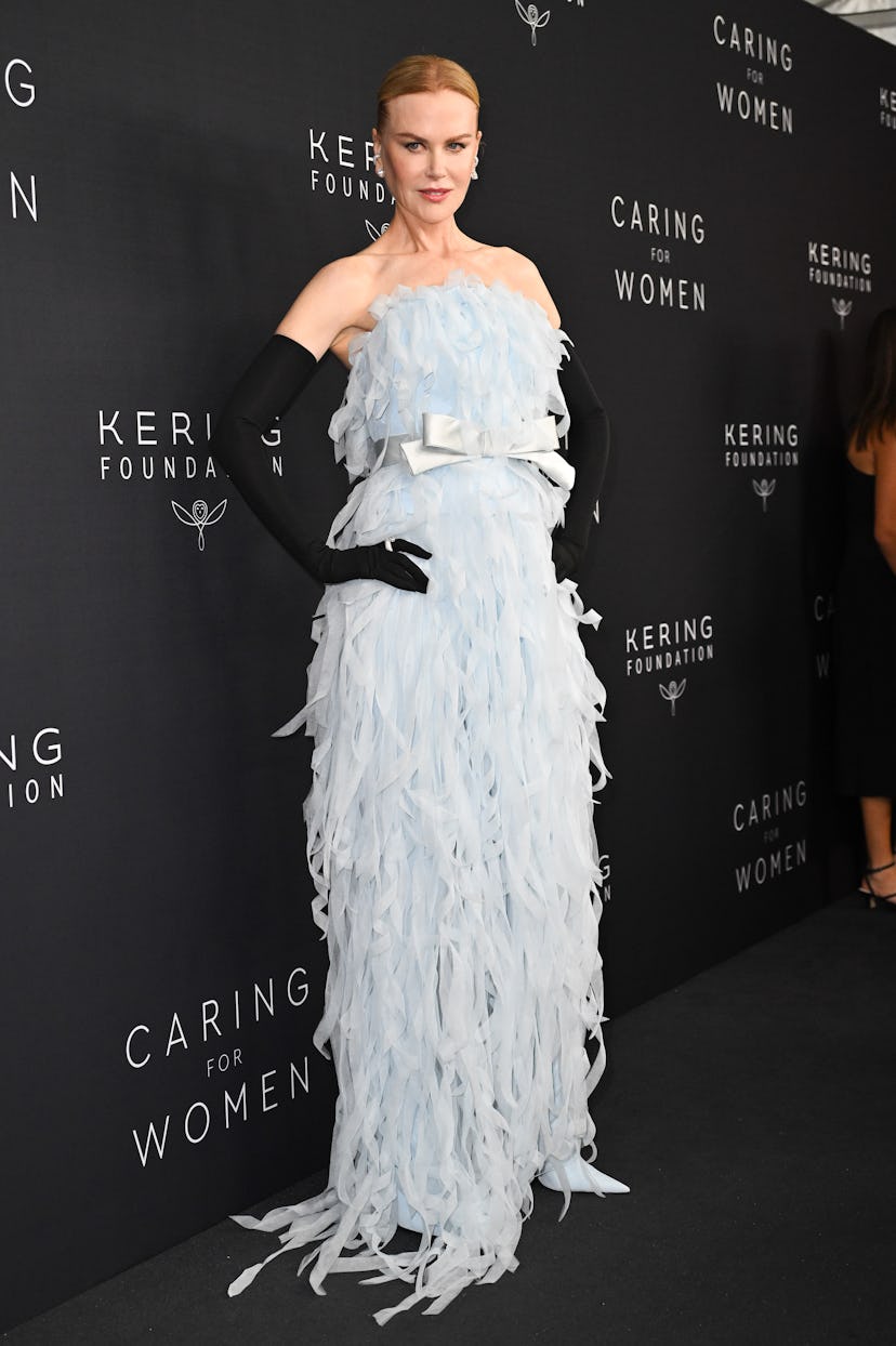 Robe Balenciaga bleu bébé en tulle Nicole Kidman