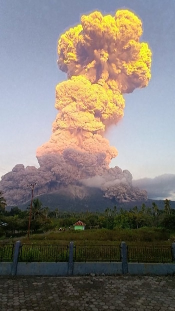 Moniteur de surveillance volcanique