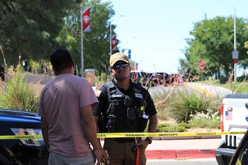 La police maintient la zone
