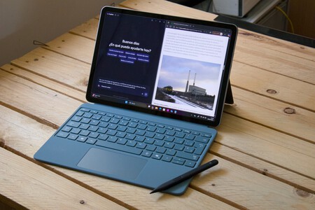 Microsoft Surface Pro 12 | Image: Xataka