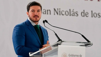 El gobernador negó estar construyendo