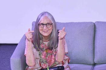 Julieta Fierro lors d'une conférence de presse
