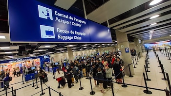 - Migraciones