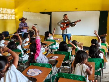 Instrumentos musicales nuevos para niños