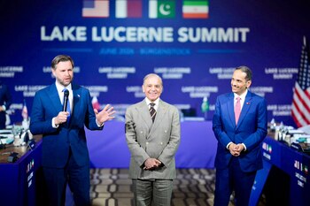 Le Qatar informe que les conversations entre les États-Unis et l’Iran en Suisse continuent.