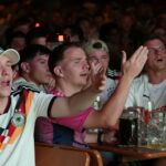 Avant le seizième de finale : les fans entre espoir et doute.