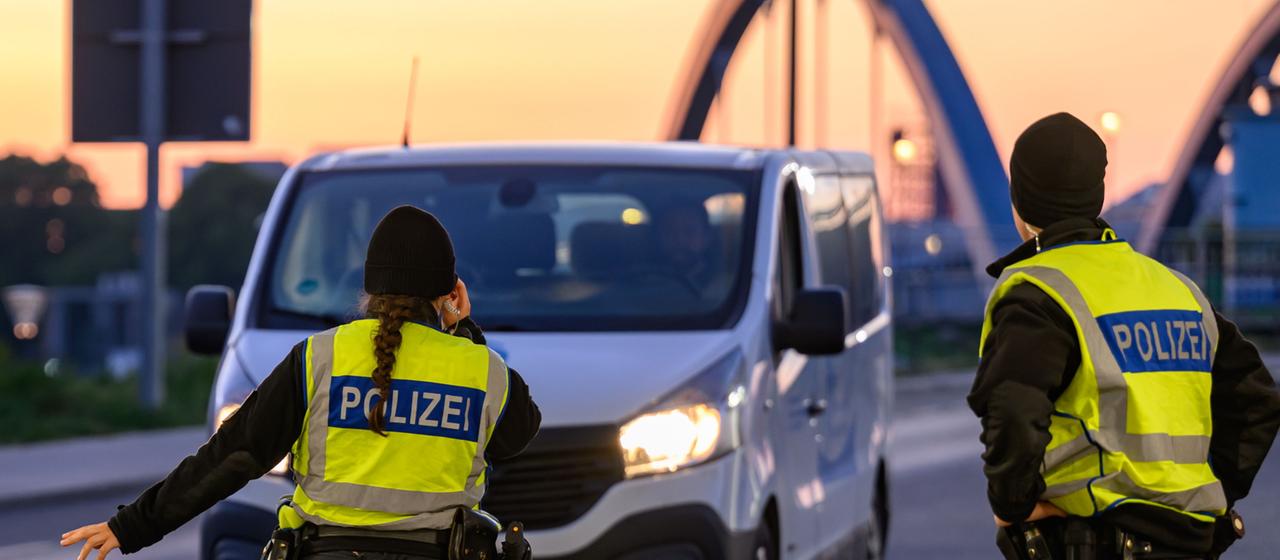Commission européenne : le Commissaire aux Migrations plaide pour la suppression des contrôles aux frontières