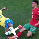 Coupe du Monde de Football : Le Brésil et le Maroc se livrent un duel intense dans le match phare