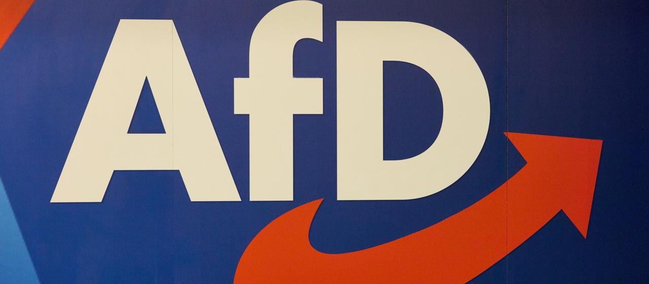 Débat sur la procédure d’interdiction : Un nouvel avis de l’AfD – et quelles en sont les conséquences