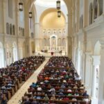 Depuis des siècles, nous lisons la Bible comme un guide moral. De plus en plus de gens l’utilisent à une autre fin : rechercher des fonds d’investissement.