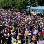 Des milliers de personnes manifestent à Genève contre le sommet du G7