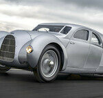 En 1950, un millionnaire monta dans un Bentley et signa l’une des plus grandes prouesses des 24 heures de Le Mans : les compléter seul.