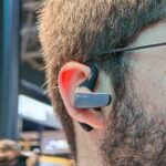 J’ai testé des écouteurs qui traduisent en temps réel : ils fonctionnent étonnamment bien… jusqu’à ce qu’Internet tombe.