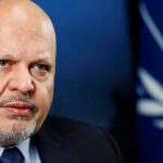 La Cour pénale internationale suspend son procureur en chef Khan