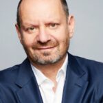 Le juriste franco-britannique Philippe Sands reçoit le prix de la paix