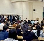 Les étudiants universitaires perdent rapidement une compétence fondamentale : lire.