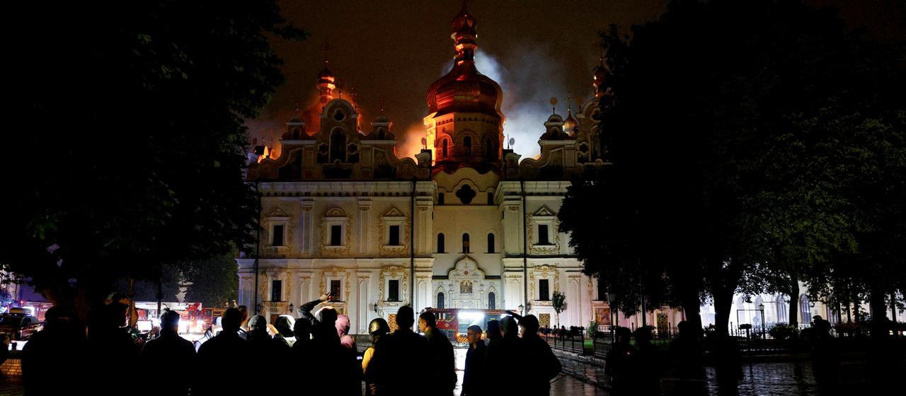Plusieurs morts après les attaques russes à Kiev et Kharkiv