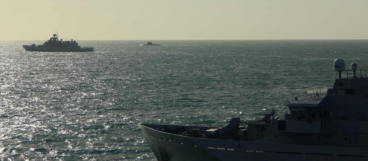 Que cache les tirs d’avertissement russes dans la Manche ?