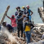Recherche de survivants : La colère contre le gouvernement au Venezuela grandit.
