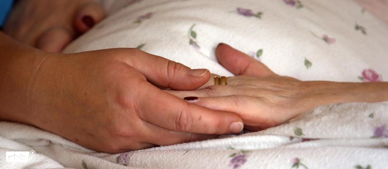 Tribunal de Berlin : Un médecin en soins palliatifs avoue l’euthanasie de douze patients