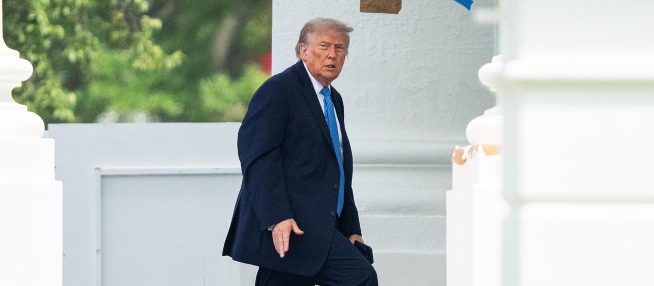 Trump menace les pays de l’UE de représailles tarifaires en raison de la taxe sur le numérique