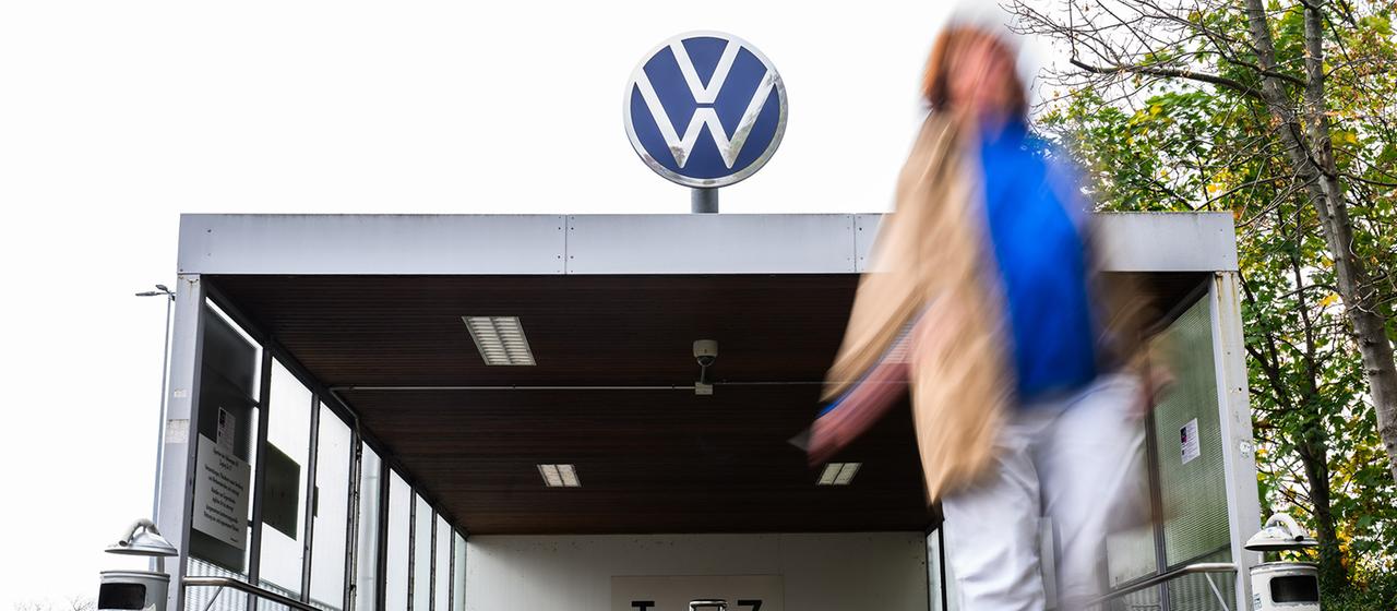 100 000 emplois, quatre ouvrages : le conflit entre VW s’intensifie avant la pause estivale