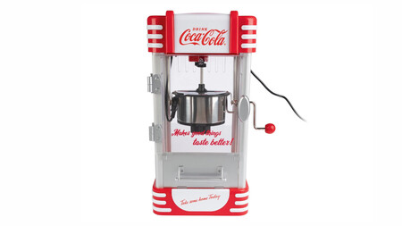 Lidl remet à l’honneur les deux machines Coca Cola les plus tendances pour cet été : elles préparent des pizzas et des pop-corn.