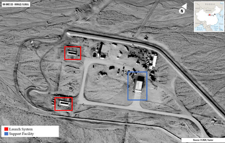 Images satellites sans ambiguïté : la Chine a construit deux mystérieux “rectangles” au milieu du désert, pointant vers Taïwan.