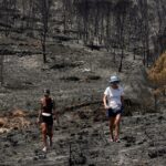 7 000 hectares brûlés et 13 morts dans un incendie de forêt en Espagne