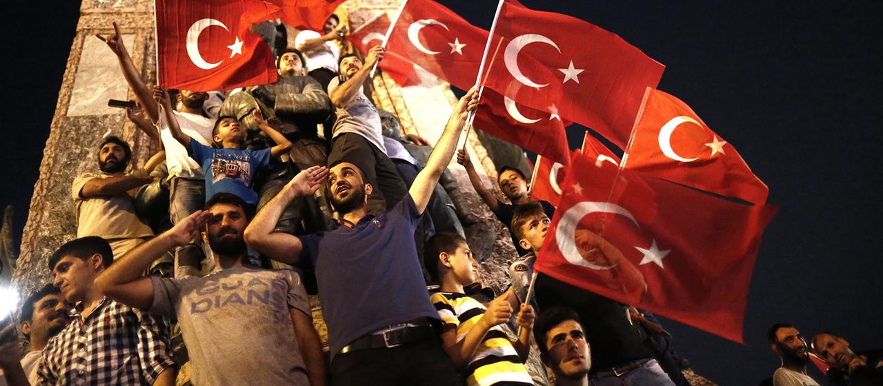 Analyse : Comment le coup d’État de 2016 et le gain de pouvoir d’Erdoğan sont liés