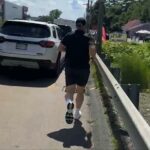 Avant le match contre la France : Bastian Schweinsteiger a dû courir jusqu’au stade.
