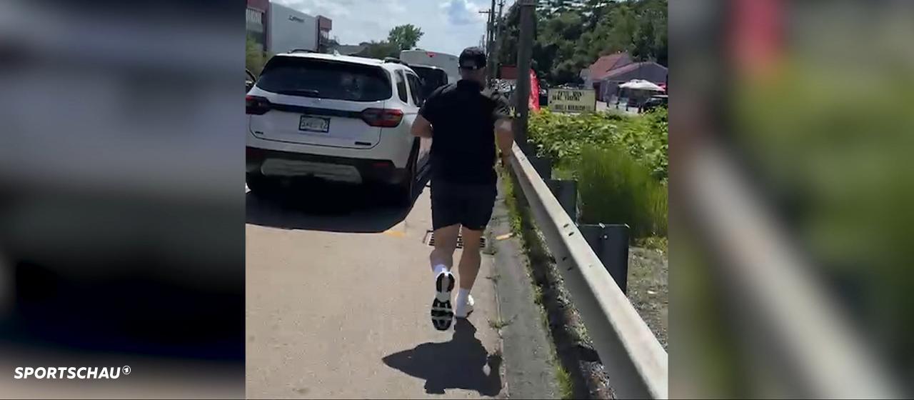 Avant le match contre la France : Bastian Schweinsteiger a dû courir jusqu’au stade.