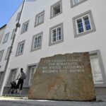 Braunau en Autriche : La maison de naissance d’Hitler devient une station de police