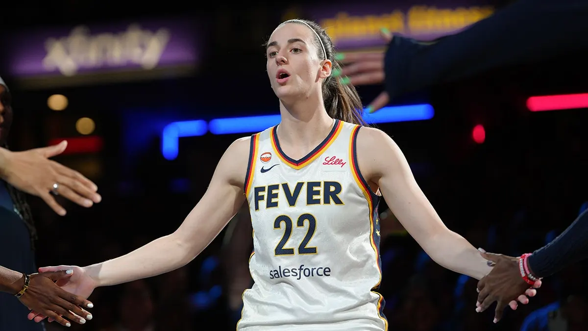 Caitlin Clark prouve qu’il n’y a pas de malédiction liée à la couverture de NBA 2K27 alors que Fever établit un record de points pour la franchise.