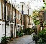 Ce n’est pas que le tourisme de masse se soit installé à Madrid, Barcelone ou Rome, c’est qu’il est arrivé jusqu’aux îles Galápagos.
