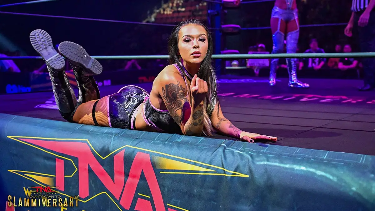 Elayna Black se confie sur sa carrière et les raisons de son intégration à TNA Wrestling.