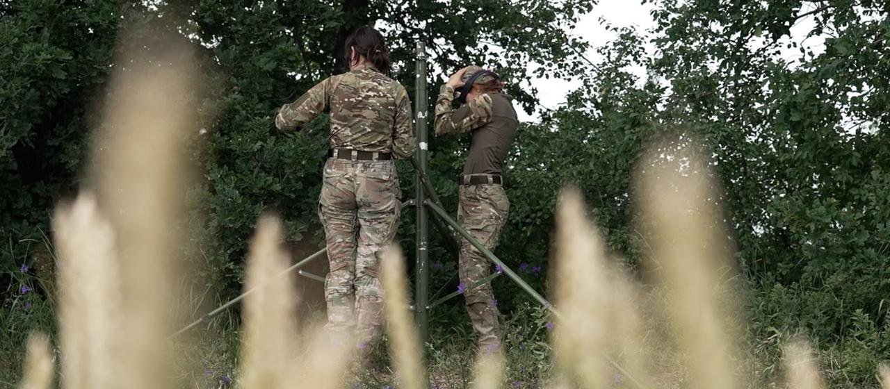 En route avec la première unité de drones féminins de l’Ukraine